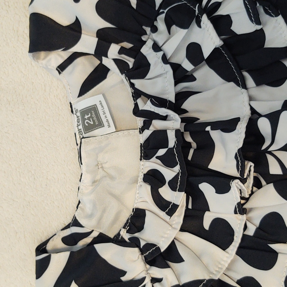 Girls 2T black and white floral print lined sleeveless soft silky dress. - Picture 4 of 7